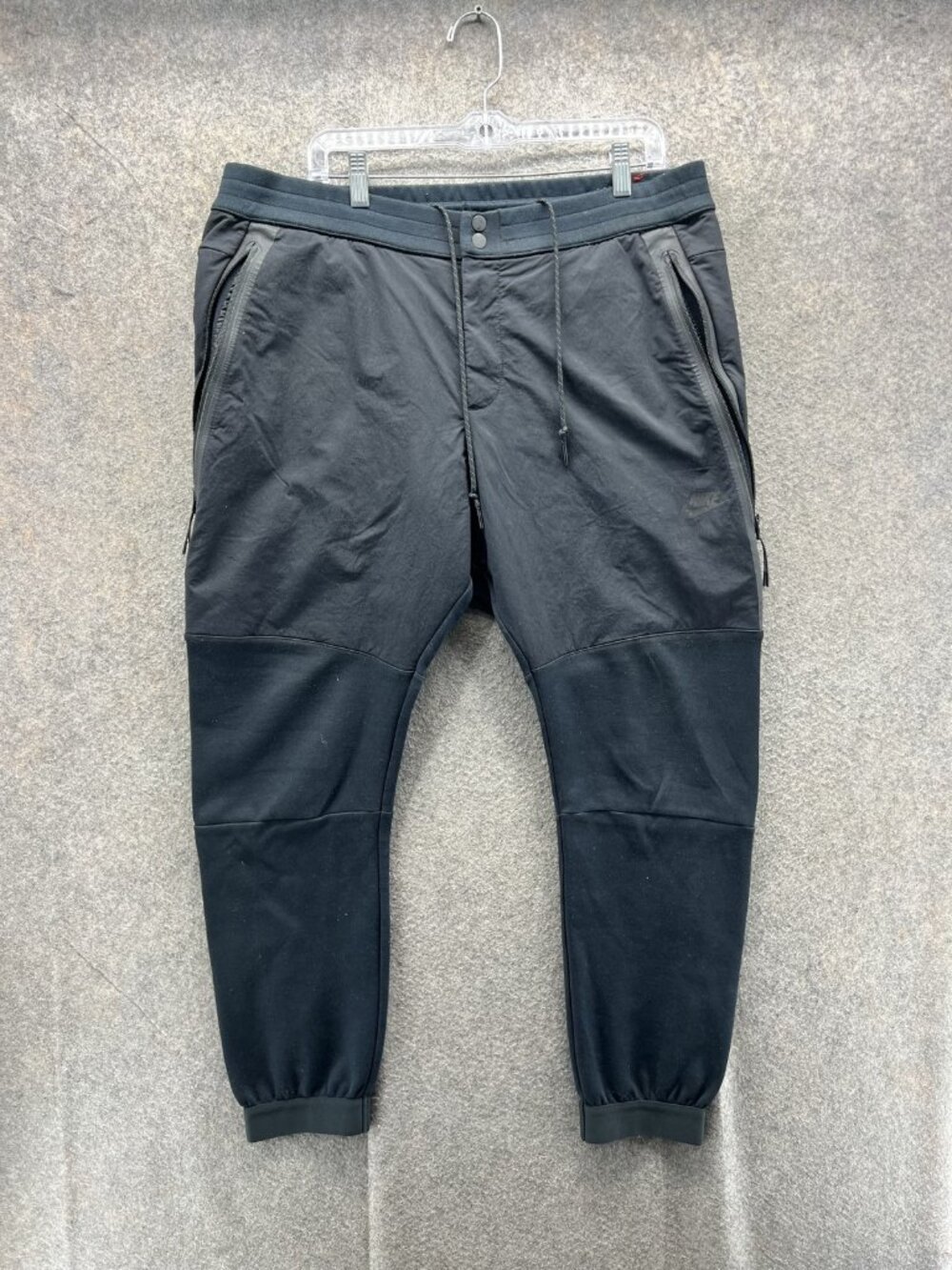 Nike Jogger Sweatpants Mens XL Black Fleece Elastic Waist Zip Pockets Athletic